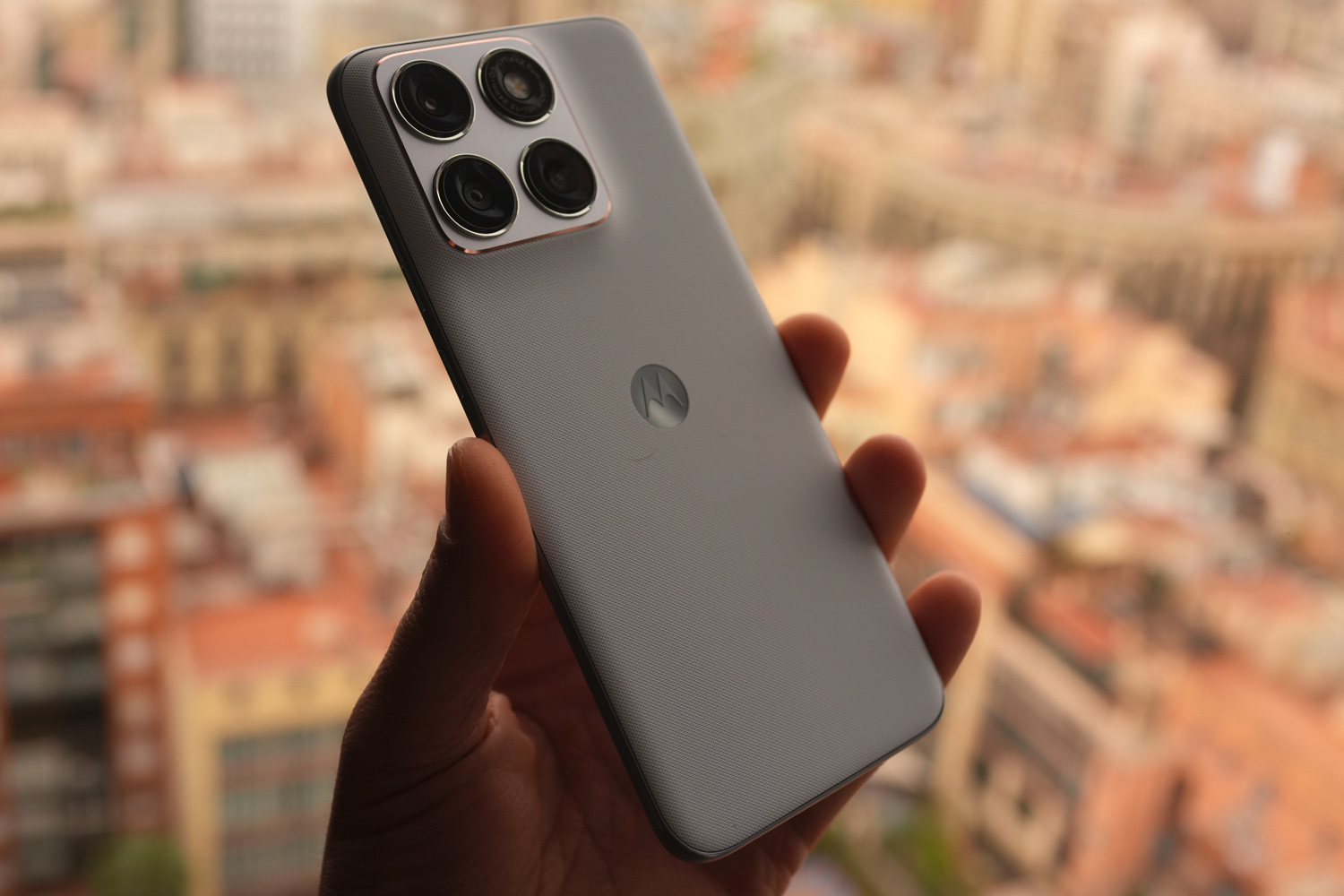 The Motorola Edge 70 Fusion is still flying the flag for curved-screen smartphones